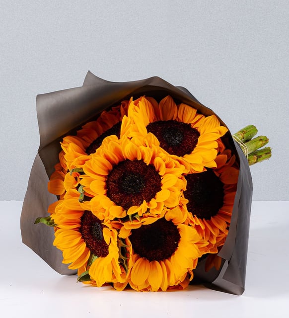 Bouquet De 10 Girasoles (M)