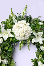 Corona Fúnebre Grande - Respeto Floral | LolaFlora