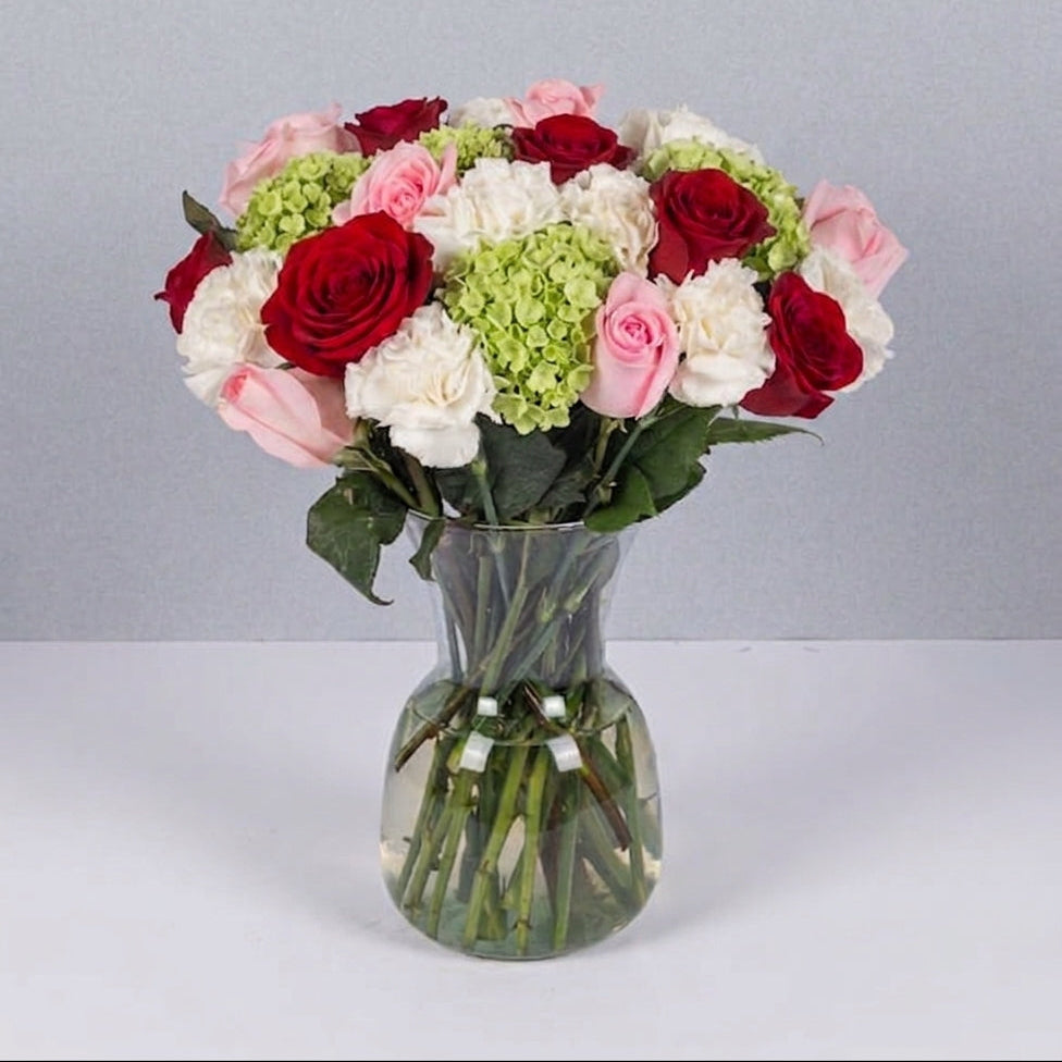 Arrangement of Roses in Pink Tones