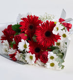 Ramo / rosa roja, gerbera y margarita en plata (B)