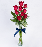 9 rosas rojas en un jarrón (A)