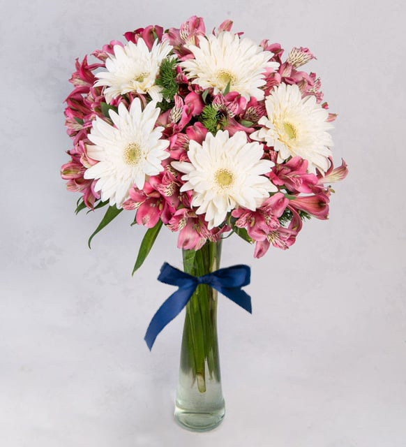 Gerberas Blancas Y Astromelias Rosas