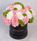 Claveles Blancos Y Rosas Con Yokos En Caja