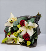 Bouquet Lily Blanca Y Rosa Roja (M)