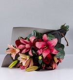 Bouquet Lily Rosa Y Rosa Roja