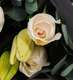Bouquet / Lily Blanca Y Rosa Blanca (B)