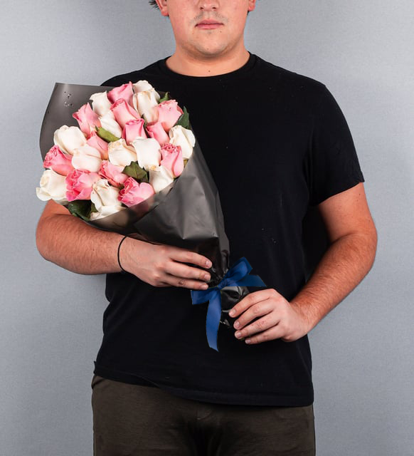 Bouquet De 24 Rosas Combinadas (M)