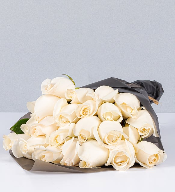 Bouquet 24 Rosas Blancas a Domicilio con Lolaflora (M)