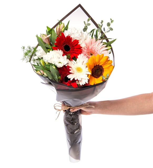 Ramo de margaritas blancas y gerberas rosas
