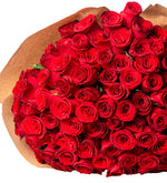 150 Rosas Rojas en Ramo Especial