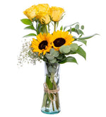 Rosas amarillas y girasoles en un jarrón (M)