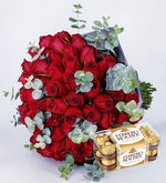 Bouquet 100 Rosas Y Chocolates De Ferrero