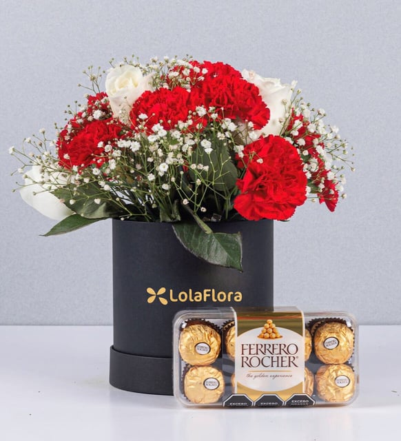 Caja Claveles Rojos Y Rosas Blancas Con Ferrero