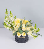 Rosas Blancas Y Crisantemos En Caja