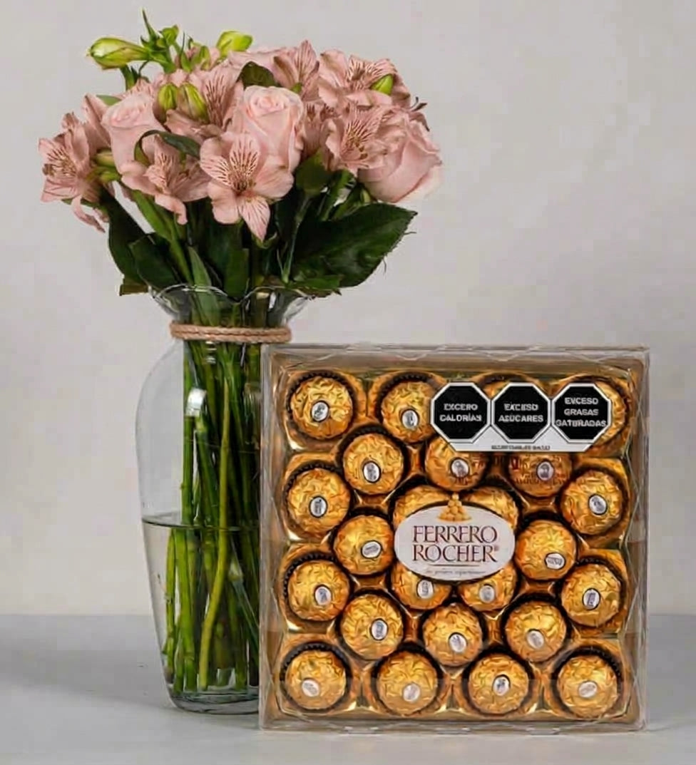 4 Rosas Claritas y Astromelia Rosa con Ferrero 24 - En Barcelo